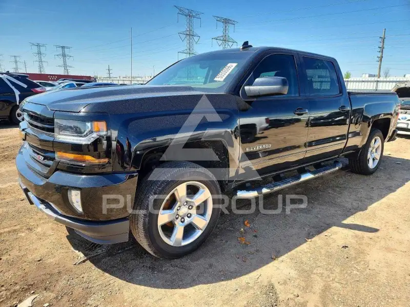2017 Chevrolet Silverado photo