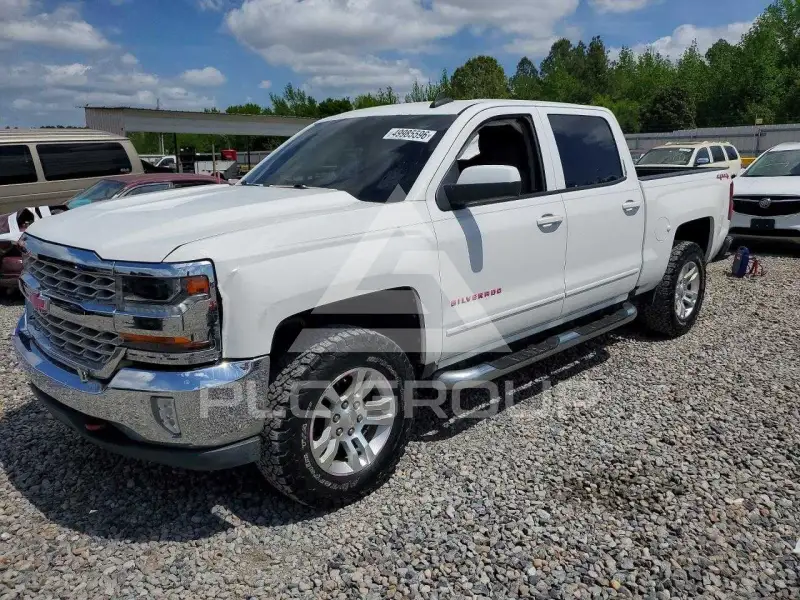 2017 Chevrolet Silverado photo