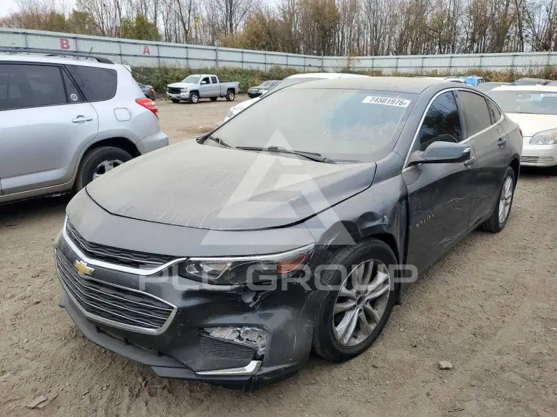 2017 Chevrolet Malibu photo