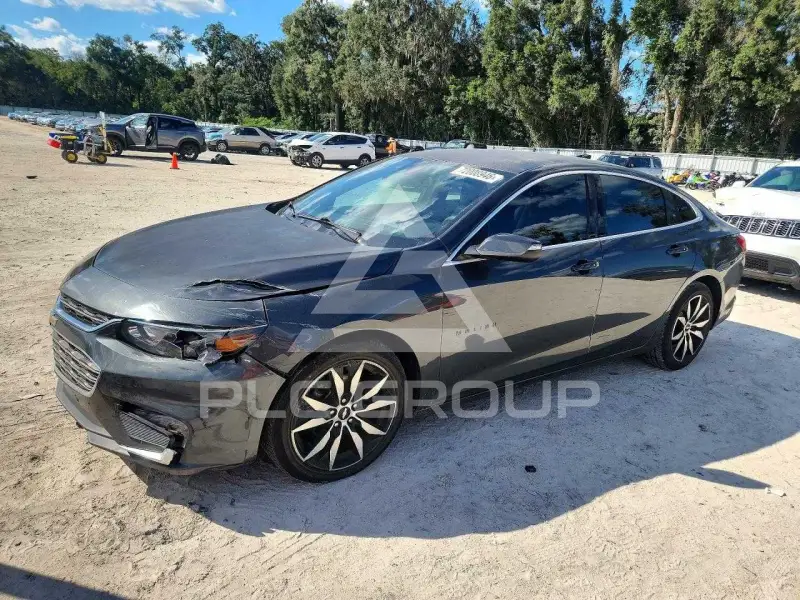 2017 Chevrolet Malibu photo