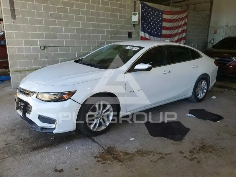 2017 Chevrolet Malibu photo