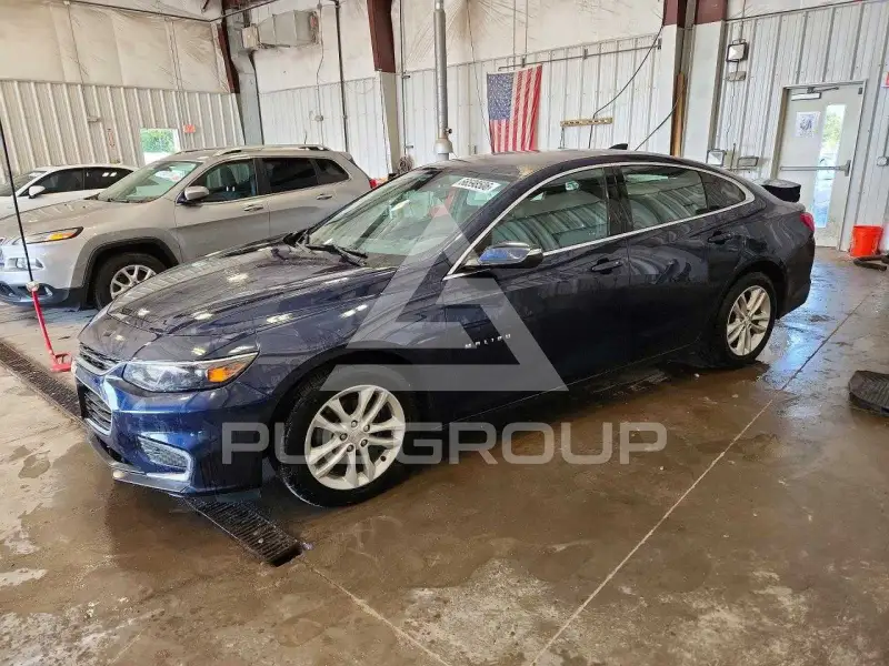 2017 Chevrolet Malibu photo