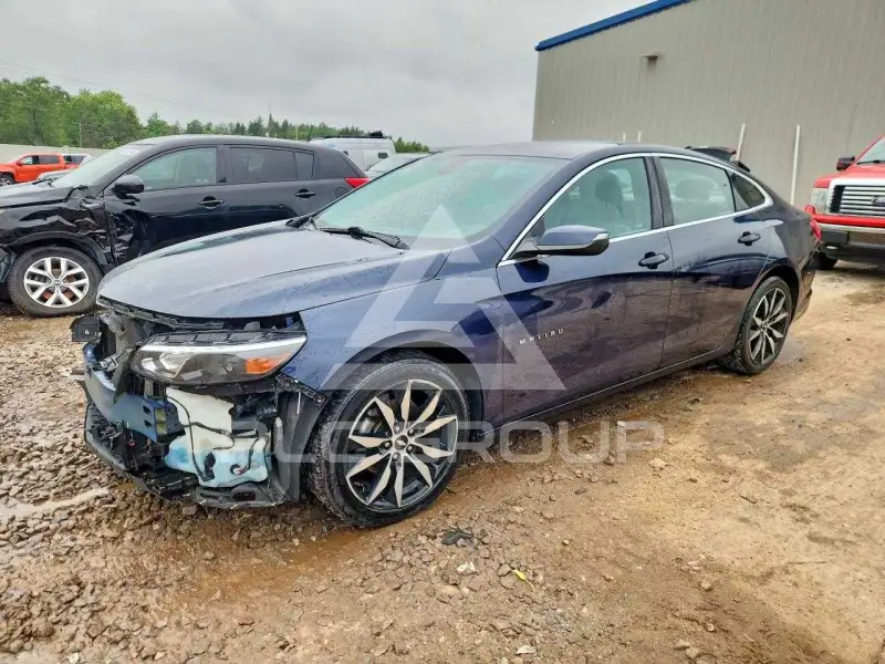 2017 Chevrolet Malibu photo