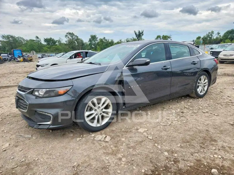 2017 Chevrolet Malibu photo