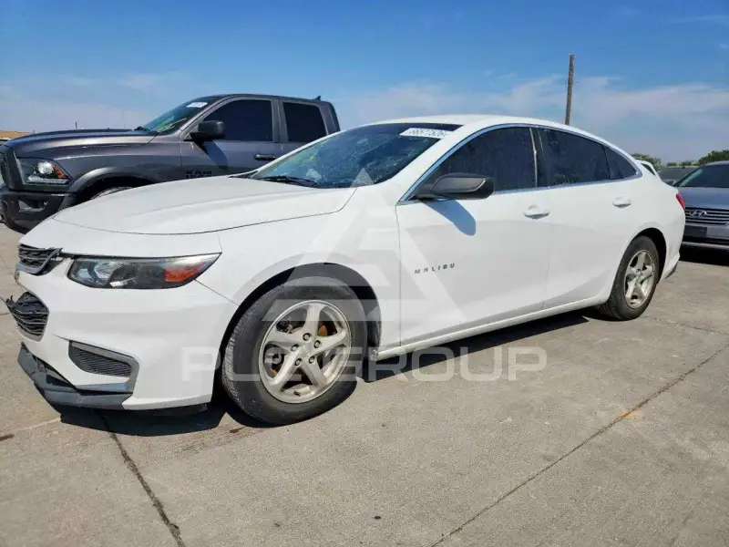 2017 Chevrolet Malibu photo
