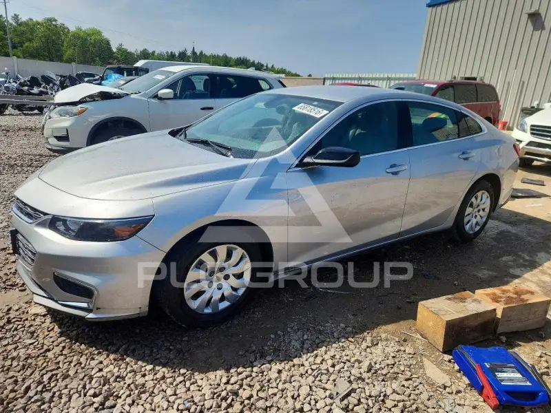 2017 Chevrolet Malibu photo