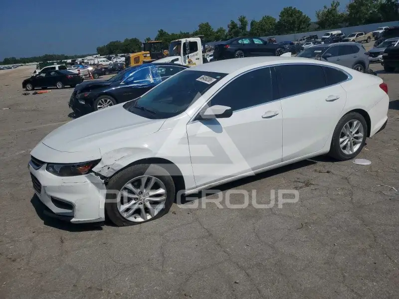 2017 Chevrolet Malibu photo
