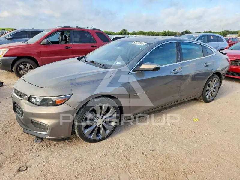 2017 Chevrolet Malibu photo
