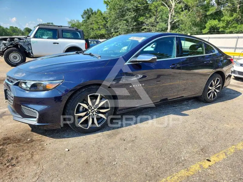 2017 Chevrolet Malibu photo