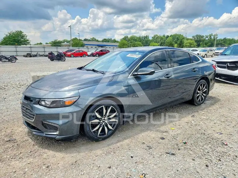 2017 Chevrolet Malibu photo
