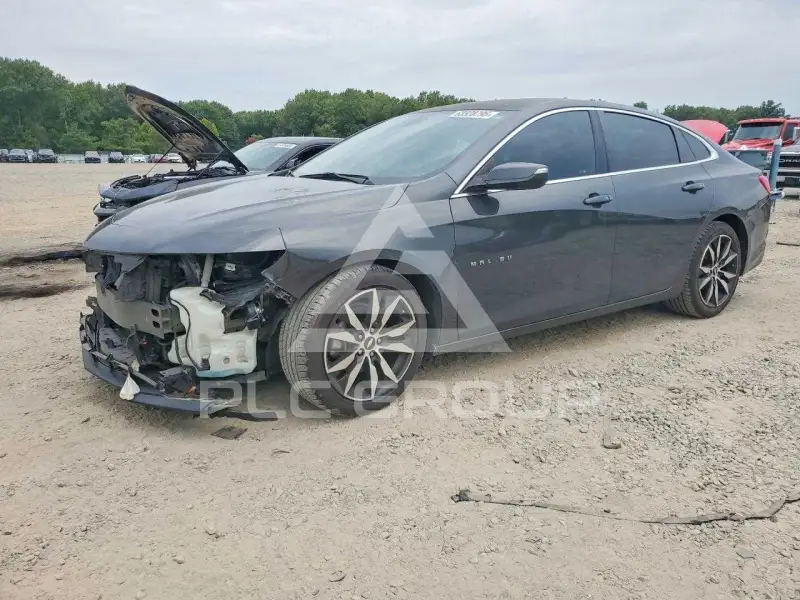 2017 Chevrolet Malibu photo