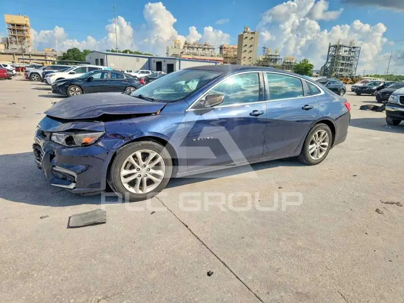 2017 Chevrolet Malibu photo