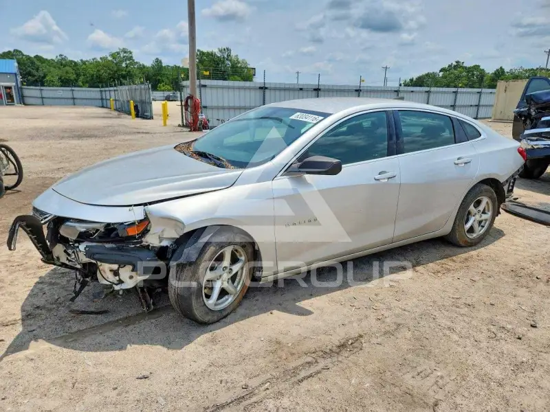2017 Chevrolet Malibu photo
