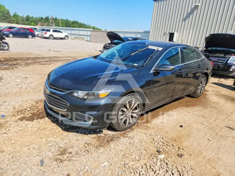 2017 Chevrolet Malibu photo