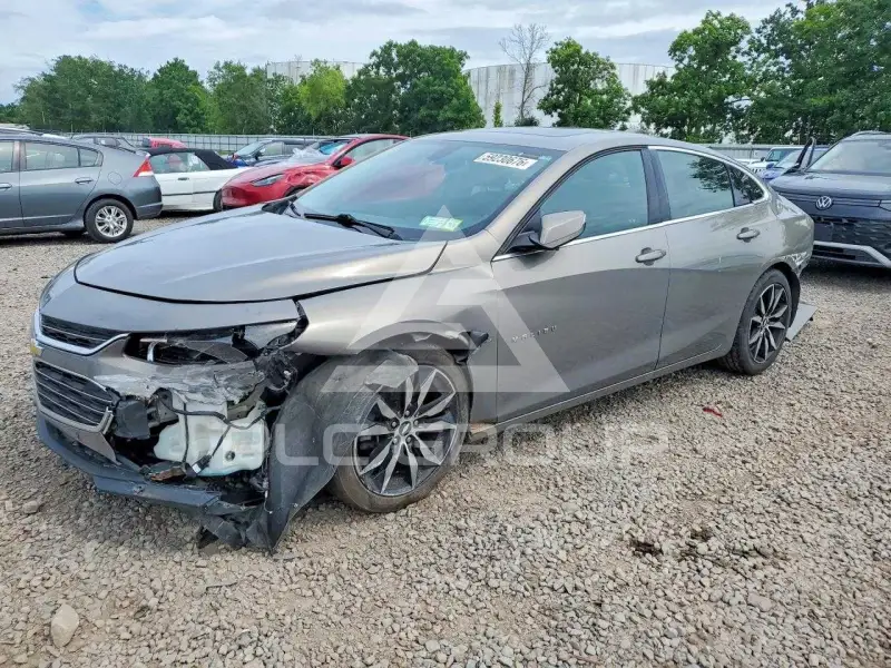 2017 Chevrolet Malibu photo