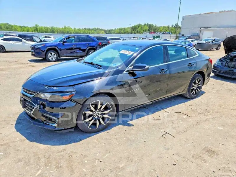2017 Chevrolet Malibu photo