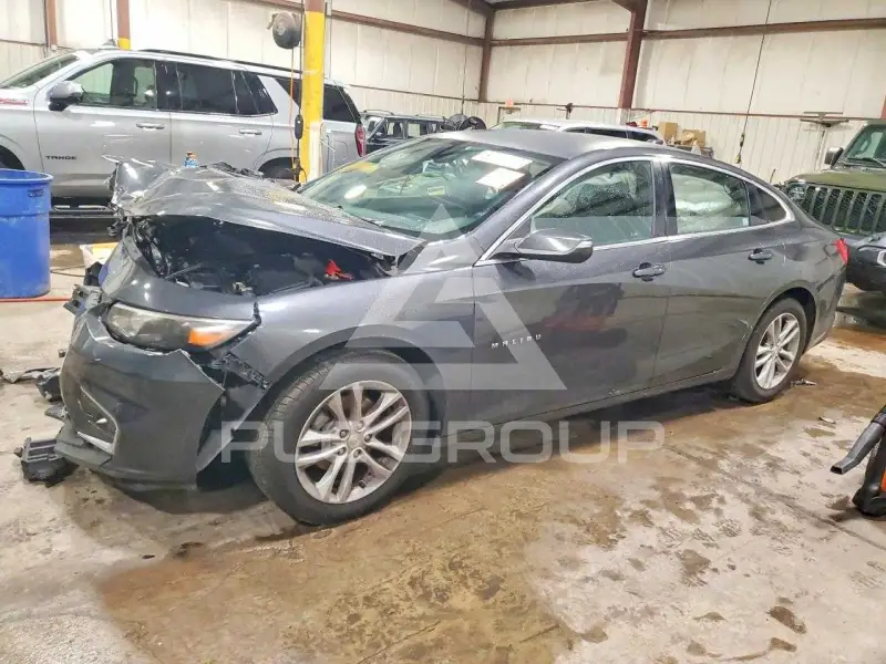 2017 Chevrolet Malibu photo