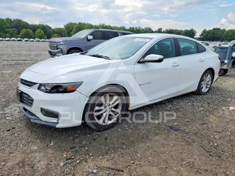 2017 Chevrolet Malibu photo