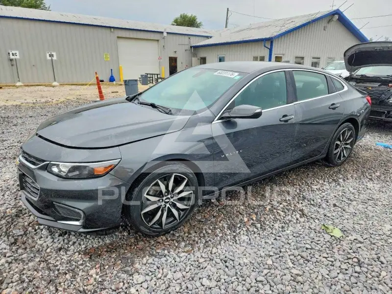 2017 Chevrolet Malibu photo
