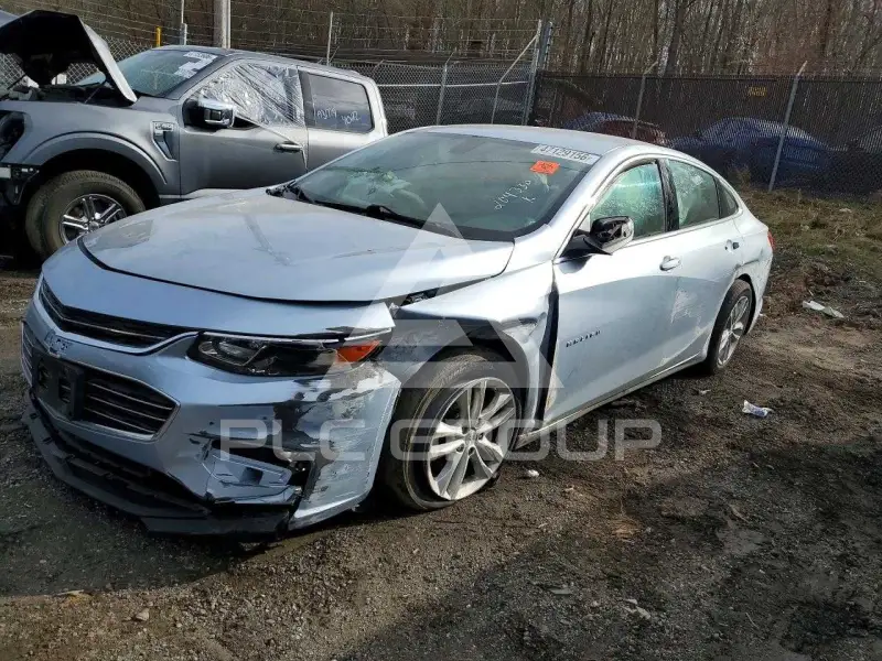 2017 Chevrolet Malibu photo