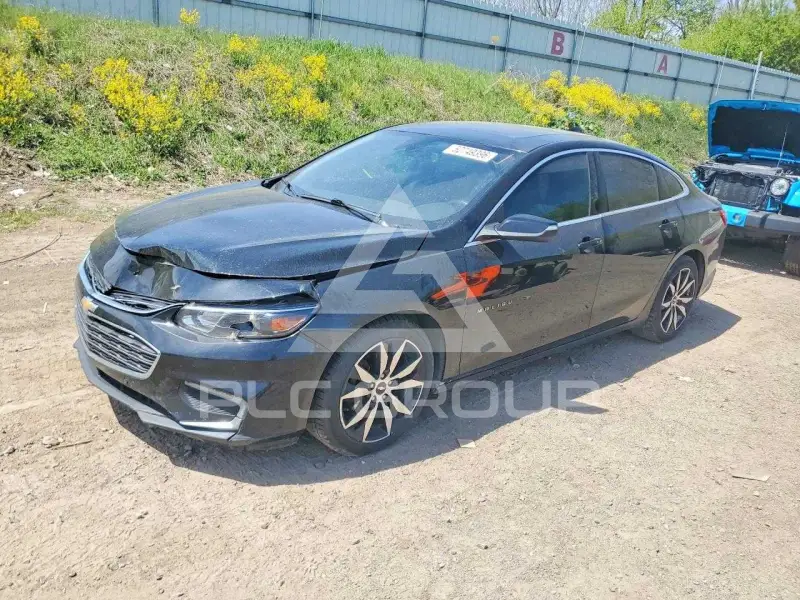 2017 Chevrolet Malibu photo