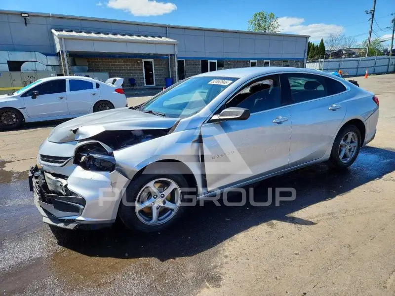 2017 Chevrolet Malibu photo