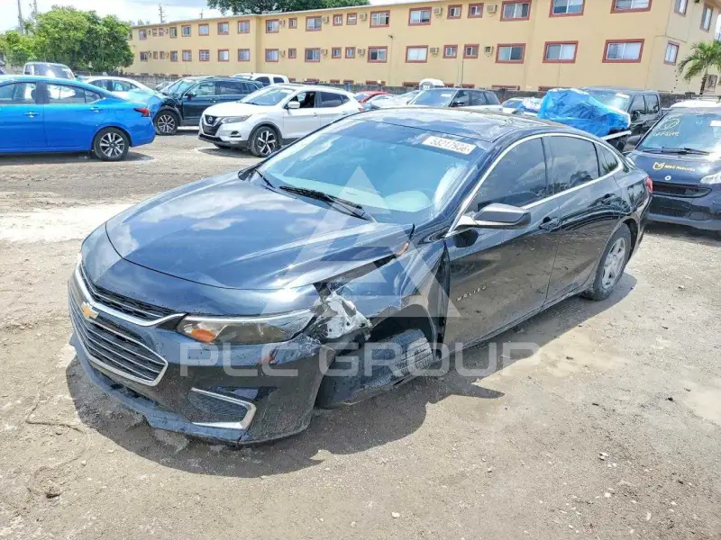 2017 Chevrolet Malibu photo