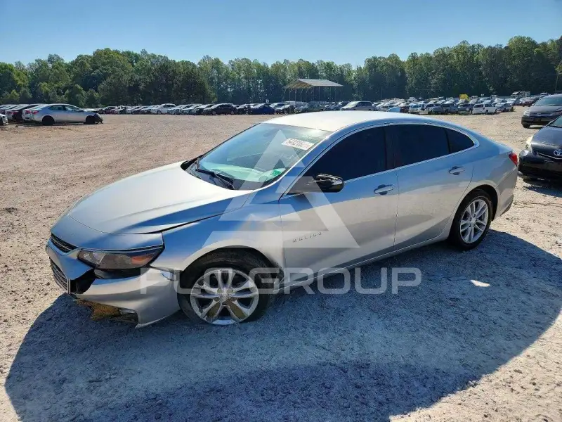 2017 Chevrolet Malibu photo