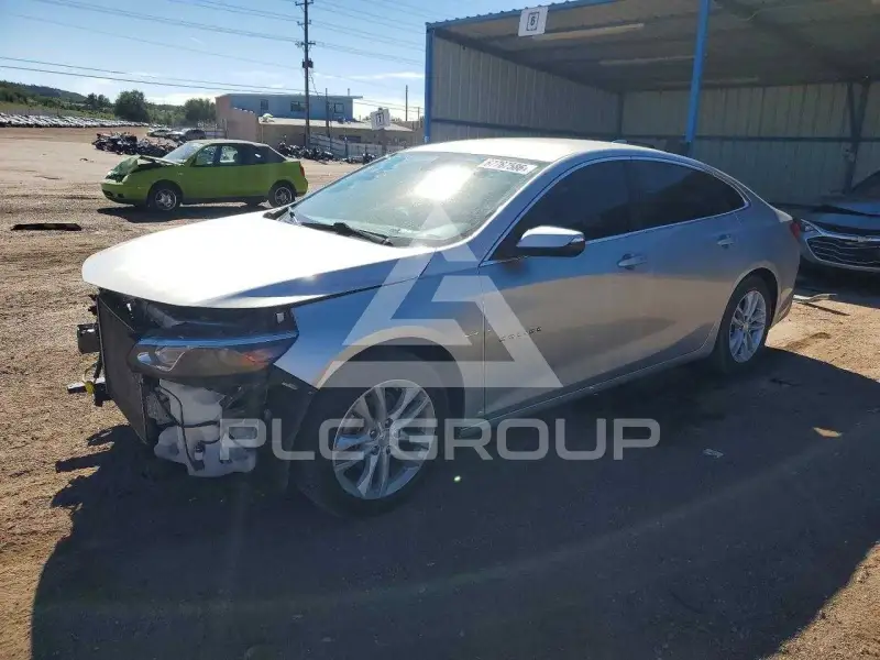 2017 Chevrolet Malibu photo