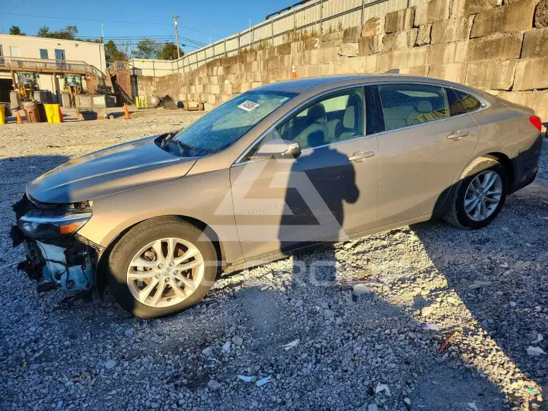 2017 Chevrolet Malibu photo