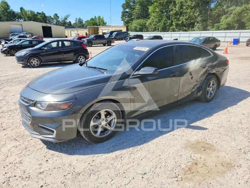 2017 Chevrolet Malibu photo