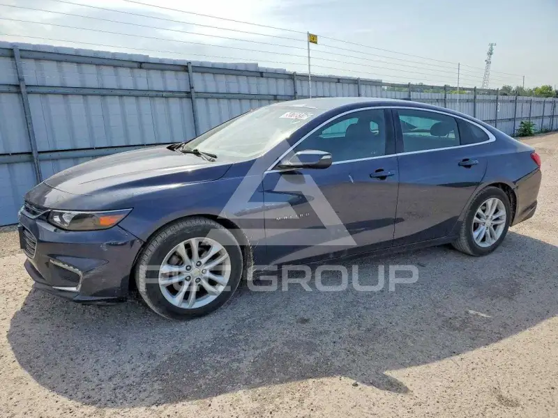 2017 Chevrolet Malibu photo