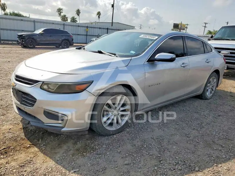 2017 Chevrolet Malibu photo