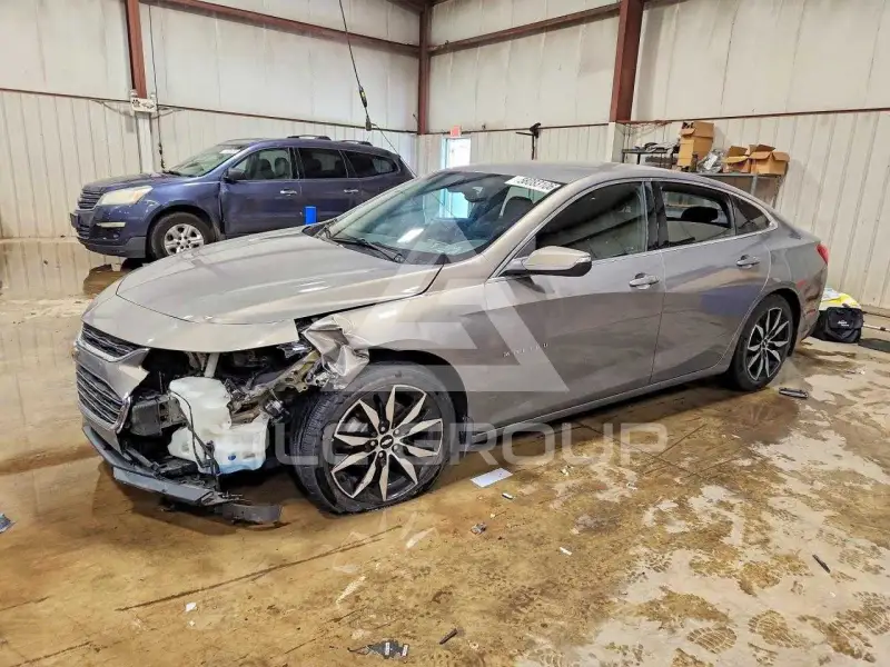2017 Chevrolet Malibu photo