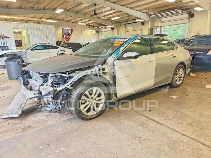2017 Chevrolet Malibu photo