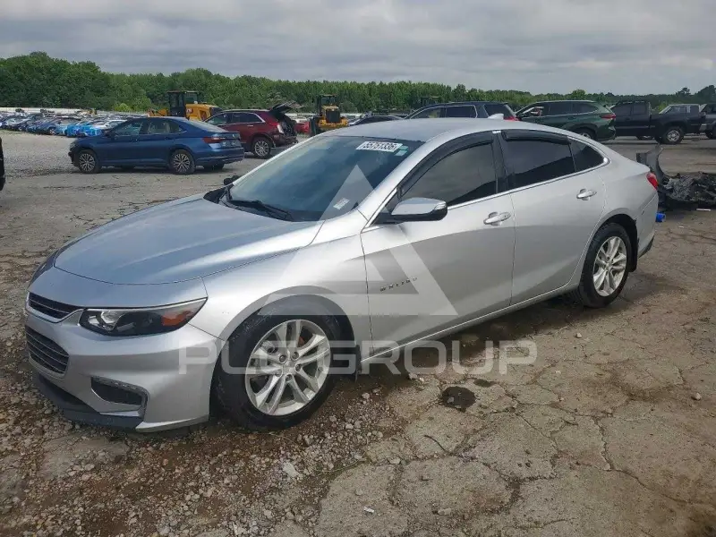 2017 Chevrolet Malibu photo