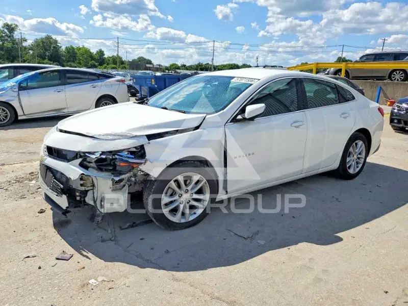 2017 Chevrolet Malibu photo