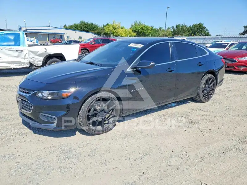 2017 Chevrolet Malibu photo