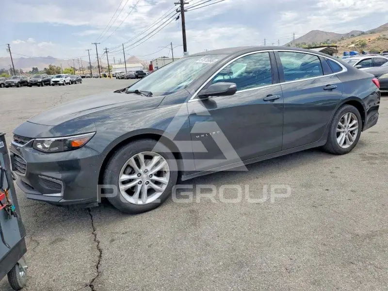 2017 Chevrolet Malibu photo