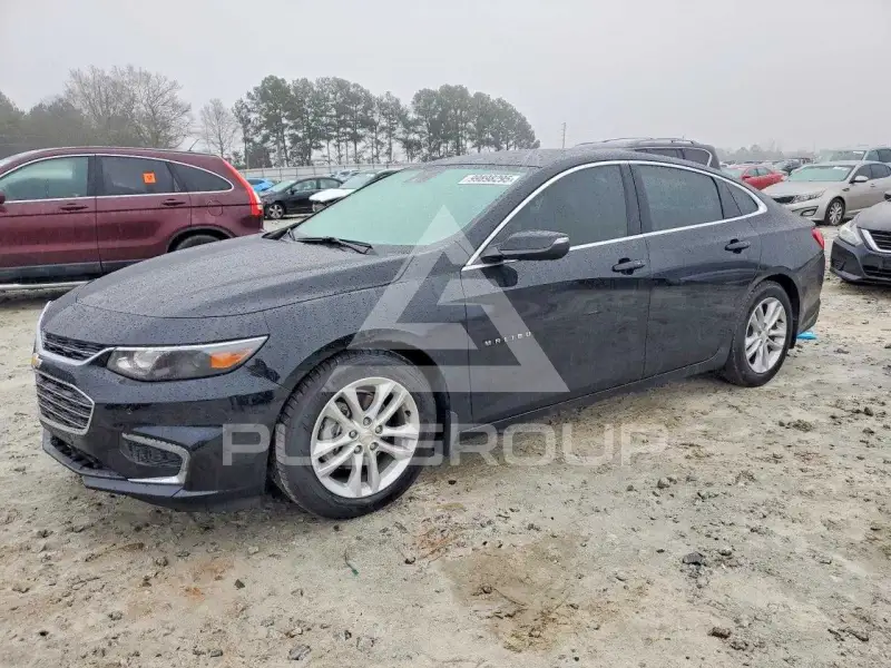 2017 Chevrolet Malibu photo
