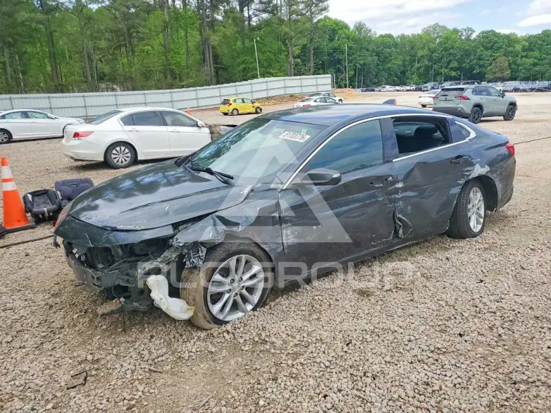 2017 Chevrolet Malibu photo