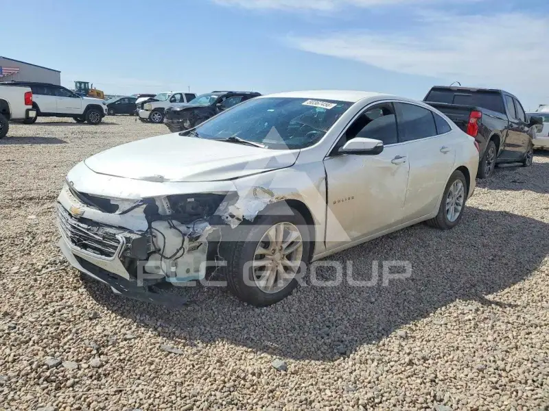 2017 Chevrolet Malibu photo
