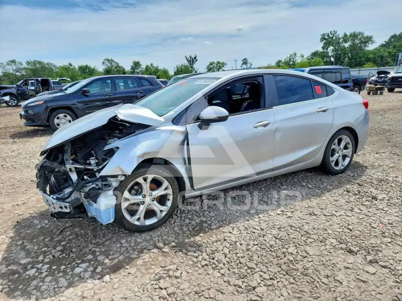 2017 Chevrolet Cruze фото