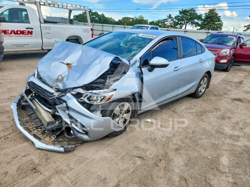 2017 Chevrolet Cruze photo