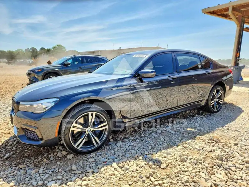 2017 BMW 740 фото
