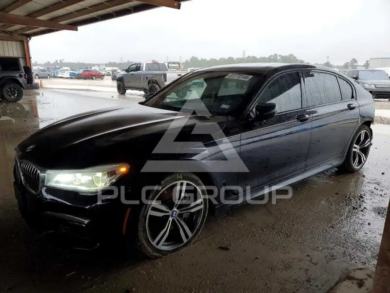 2017 BMW 750 photo