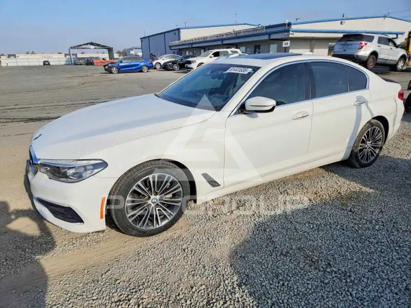 2017 BMW 530 photo