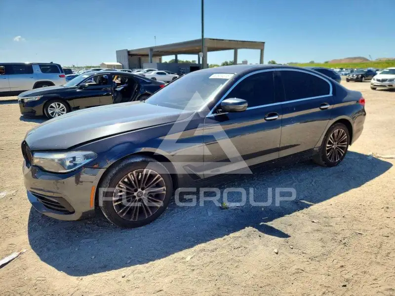 2017 BMW 530 фото