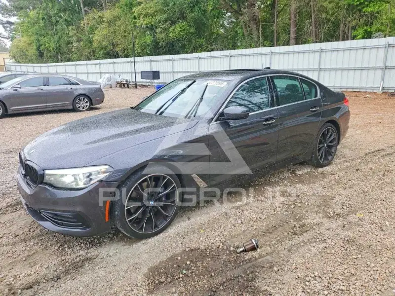 2017 BMW 530 фото