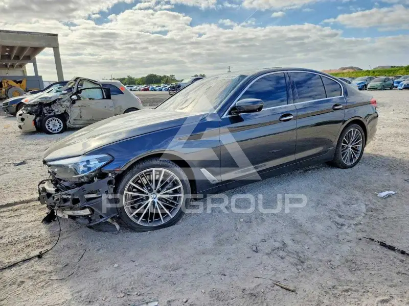 2017 BMW 530 photo